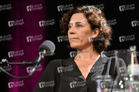 Lit.Cologne 2022 Spezial mit Michel Friedmann, Deniz Yücel und Nina Kunzendorf in Köln