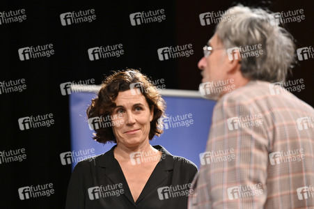 Lit.Cologne 2022 Spezial mit Michel Friedmann, Deniz Yücel und Nina Kunzendorf in Köln