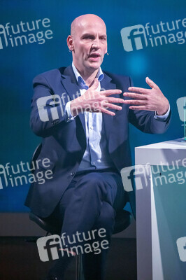 RTL-Live-Show '2021! Menschen, Bilder, Emotionen' in Hürth