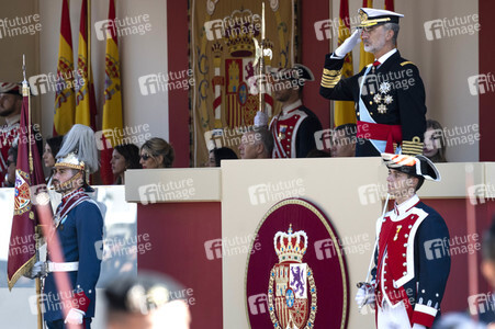 Militärparade zum spanischen Nationalfeiertag in Madrid