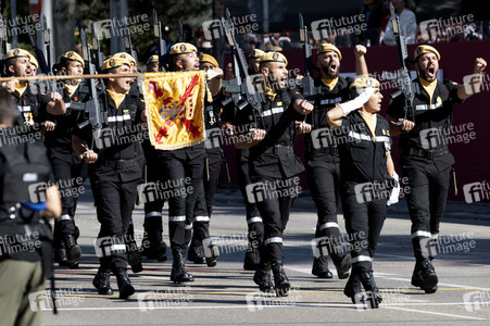 Militärparade zum spanischen Nationalfeiertag in Madrid
