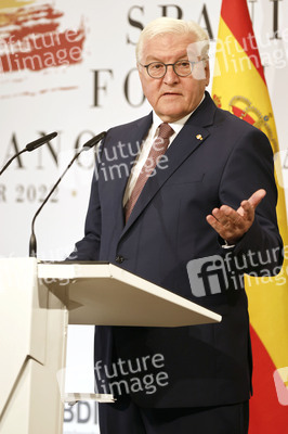 Bundespräsident Steinmeier und König Felipe VI. beim Deutsch-Spanischen Forum in Berlin