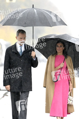 König Felipe VI. und Königin Letizia von Spanien am Brandenburger Tor in Berlin