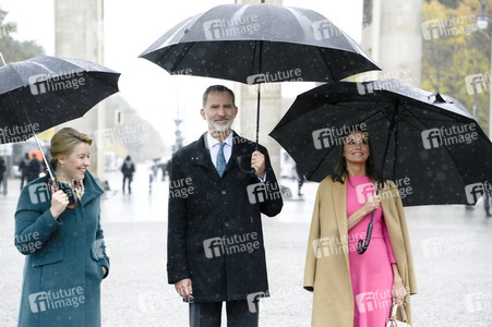 König Felipe VI. und Königin Letizia von Spanien am Brandenburger Tor in Berlin