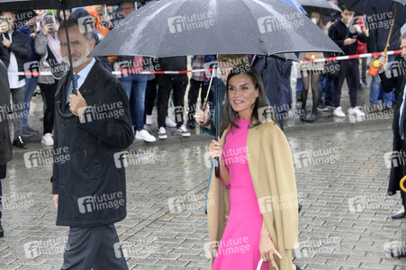König Felipe VI. und Königin Letizia von Spanien am Brandenburger Tor in Berlin