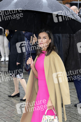 König Felipe VI. und Königin Letizia von Spanien am Brandenburger Tor in Berlin