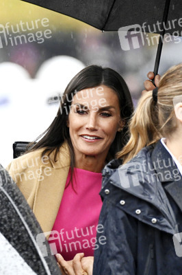 König Felipe VI. und Königin Letizia von Spanien am Brandenburger Tor in Berlin