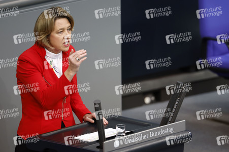 62. Sitzung des Deutschen Bundestages in Berlin