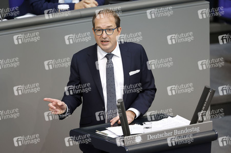 63. Sitzung des Deutschen Bundestages in Berlin