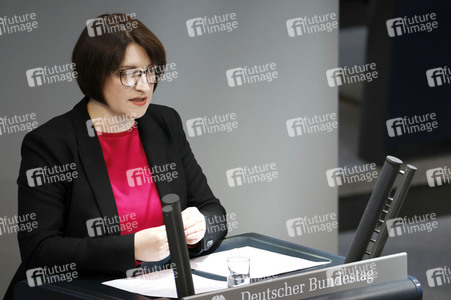 63. Sitzung des Deutschen Bundestages in Berlin