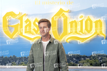 Photocall 'Glass Onion: A Knives Out Mystery' in Madrid
