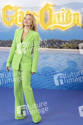 Photocall 'Glass Onion: A Knives Out Mystery' in Madrid