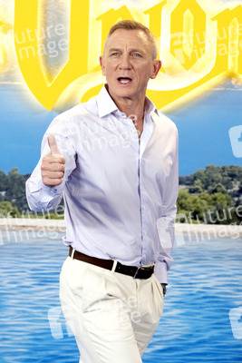 Photocall 'Glass Onion: A Knives Out Mystery' in Madrid