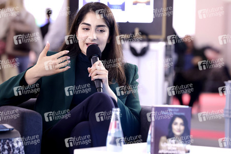 Waslat Hasrat-Nazimi auf der Frankfurter Buchmesse 2022