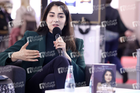 Waslat Hasrat-Nazimi auf der Frankfurter Buchmesse 2022