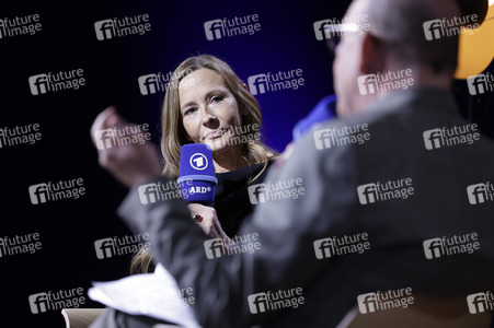 Andrea Wulf und Denis Scheck auf der Frankfurter Buchmesse 2022
