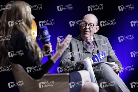 Andrea Wulf und Denis Scheck auf der Frankfurter Buchmesse 2022