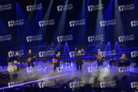 TV-Show 'Das große Schlagerjubiläum 2022 - Auf die nächsten 100!' in Leipzig