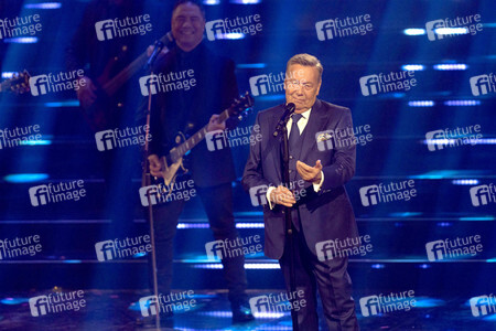 TV-Show 'Das große Schlagerjubiläum 2022 - Auf die nächsten 100!' in Leipzig