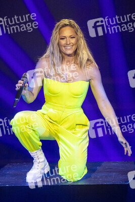 TV-Show 'Das große Schlagerjubiläum 2022 - Auf die nächsten 100!' in Leipzig