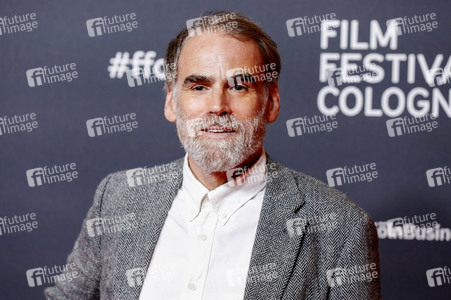 Serienscreening 'Bonn - Alte Freunde, neue Feinde', Film Festival Cologne 2022