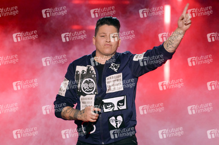 TV-Show 'Das große Schlagerjubiläum 2022 - Auf die nächsten 100!' in Leipzig