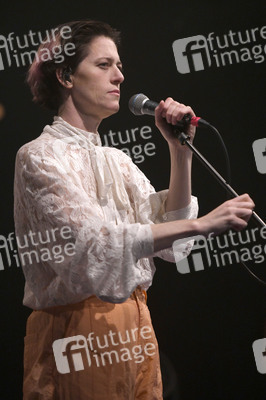 Konzert von Kat Frankie in Hannover