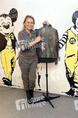 Charity Event in der Banksy Ausstellung in Hamburg