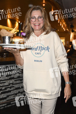 Pinktober Charity-Aktion in Berlin