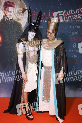 Sam Dylan's 'Sweet House of Horror' Promi-Halloween Party in Köln