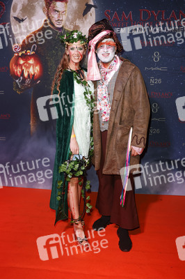 Sam Dylan's 'Sweet House of Horror' Promi-Halloween Party in Köln