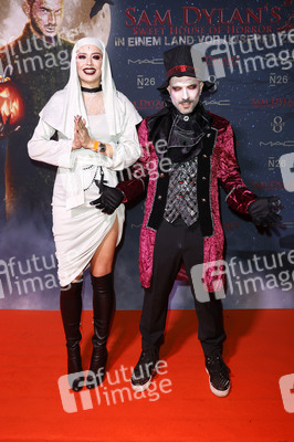 Sam Dylan's 'Sweet House of Horror' Promi-Halloween Party in Köln