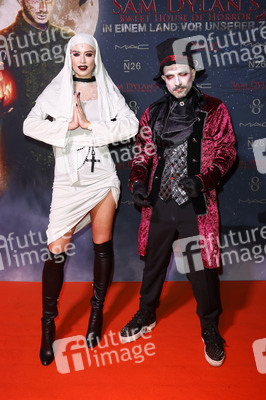 Sam Dylan's 'Sweet House of Horror' Promi-Halloween Party in Köln