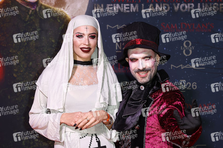 Sam Dylan's 'Sweet House of Horror' Promi-Halloween Party in Köln