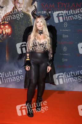 Sam Dylan's 'Sweet House of Horror' Promi-Halloween Party in Köln