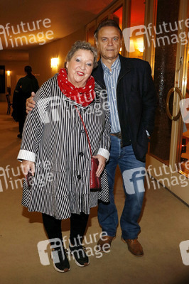 Theaterpremiere 'Marie-Antoinette oder Kuchen für alle!' in Berlin