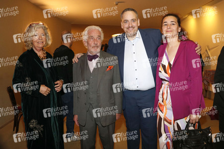 Theaterpremiere 'Marie-Antoinette oder Kuchen für alle!' in Berlin