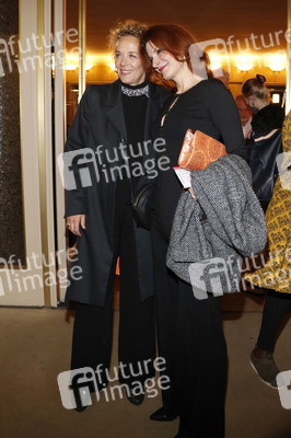 Theaterpremiere 'Marie-Antoinette oder Kuchen für alle!' in Berlin