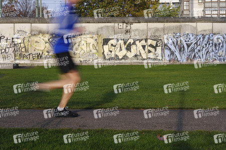 Reste der innerdeutschen Grenzbefestigung in Berlin
