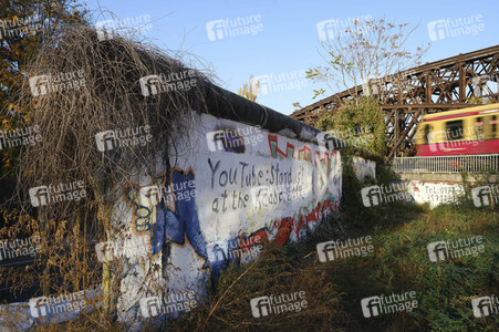 Reste der innerdeutschen Grenzbefestigung in Berlin