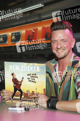 Autogrammstunde mit Ben Zucker in Hamburg