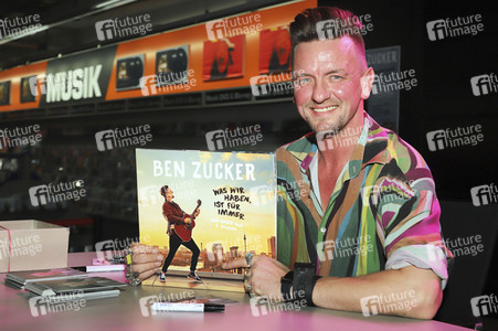 Autogrammstunde mit Ben Zucker in Hamburg