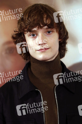 Filmpremiere 'Wir sind dann wohl die Angehörigen' in Berlin