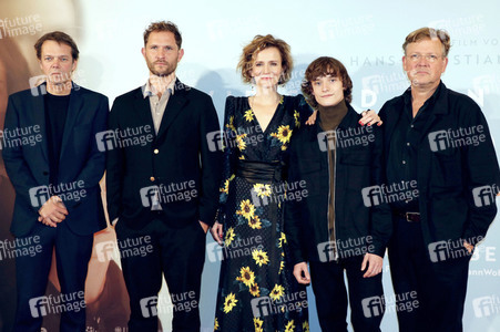 Filmpremiere 'Wir sind dann wohl die Angehörigen' in Berlin