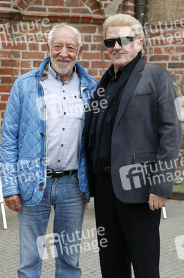 Pressetermin mit Heino und Dieter Hallervorden in Dessau