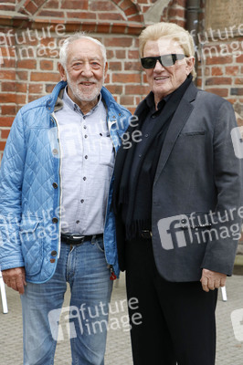 Pressetermin mit Heino und Dieter Hallervorden in Dessau