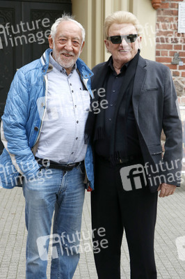 Pressetermin mit Heino und Dieter Hallervorden in Dessau