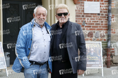 Pressetermin mit Heino und Dieter Hallervorden in Dessau