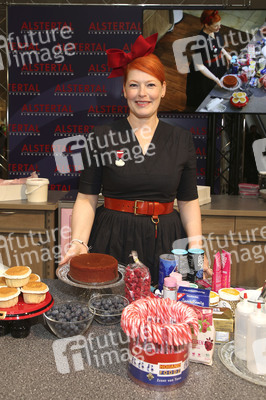 Enie van de Meiklokjes im AEZ Hamburg