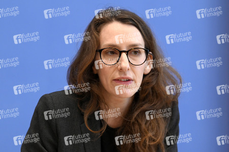 Bundespressekonferenz Antisemitismus stoppen in Berlin